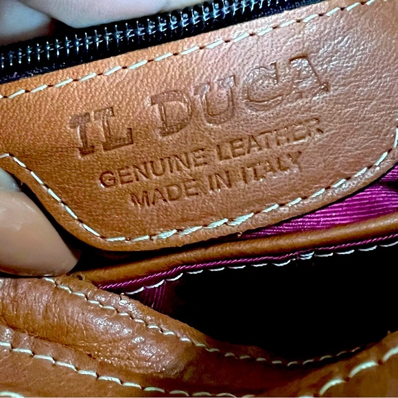 Beautiful Genuine Leather IL DUCA hobo bag. - Picture 5 of 5